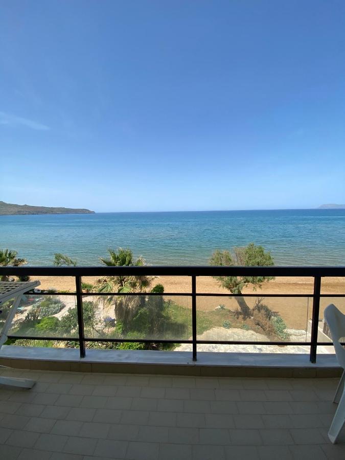Nefeli Rooms Agia Marina Extérieur photo
