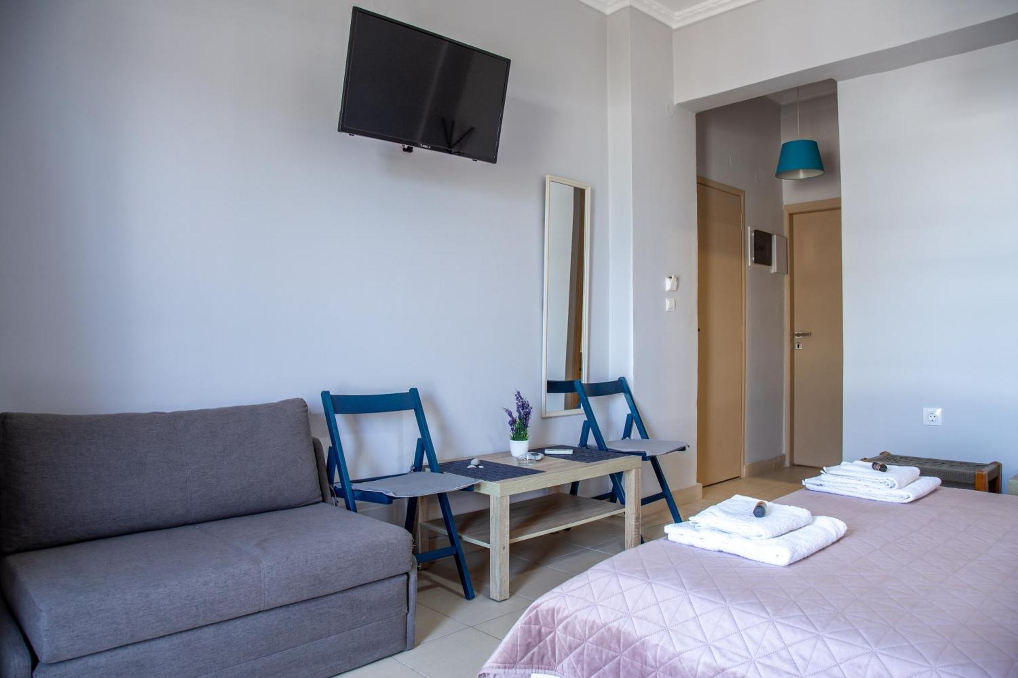 Nefeli Rooms Agia Marina Extérieur photo