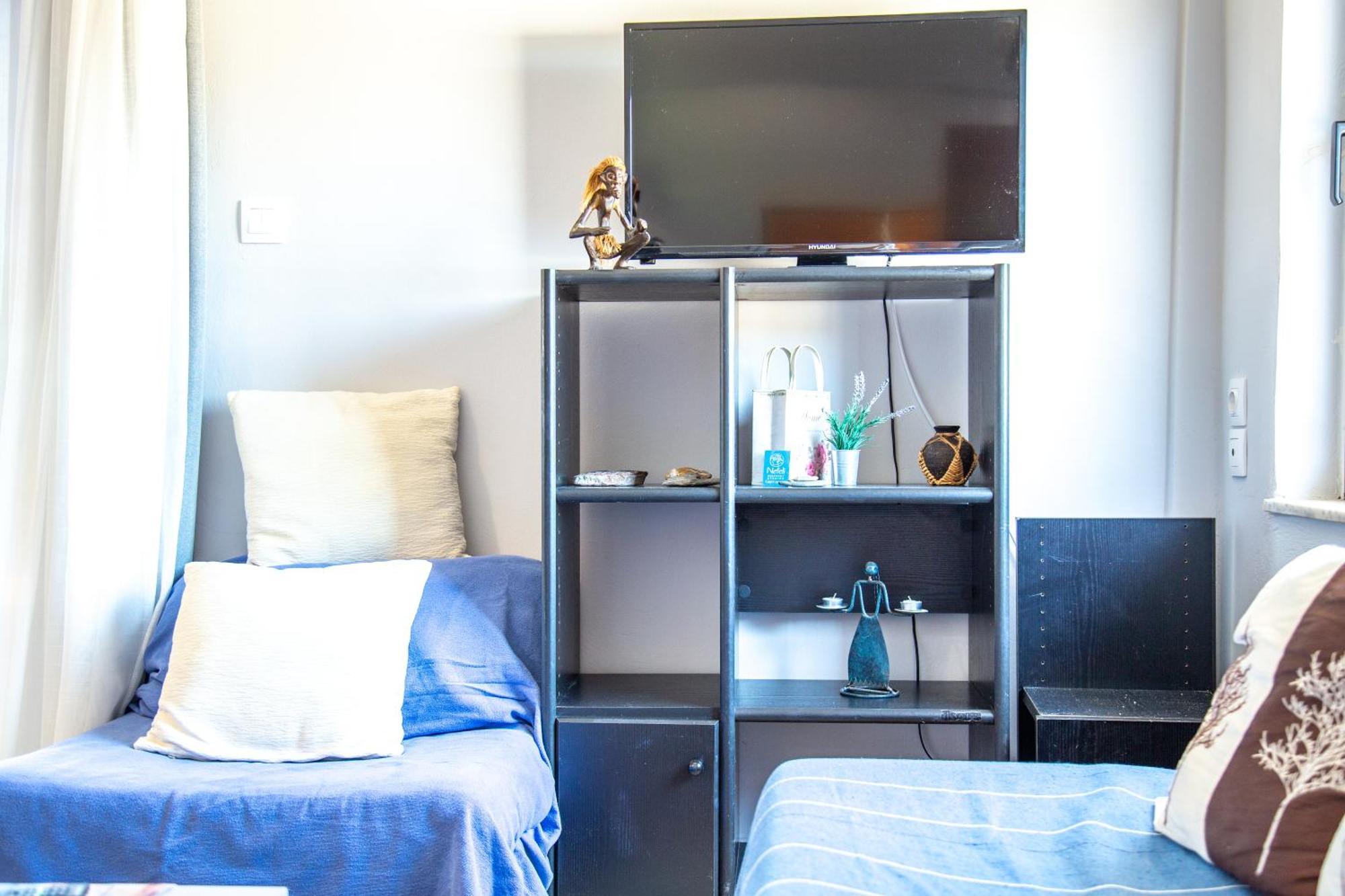 Nefeli Rooms Agia Marina Extérieur photo