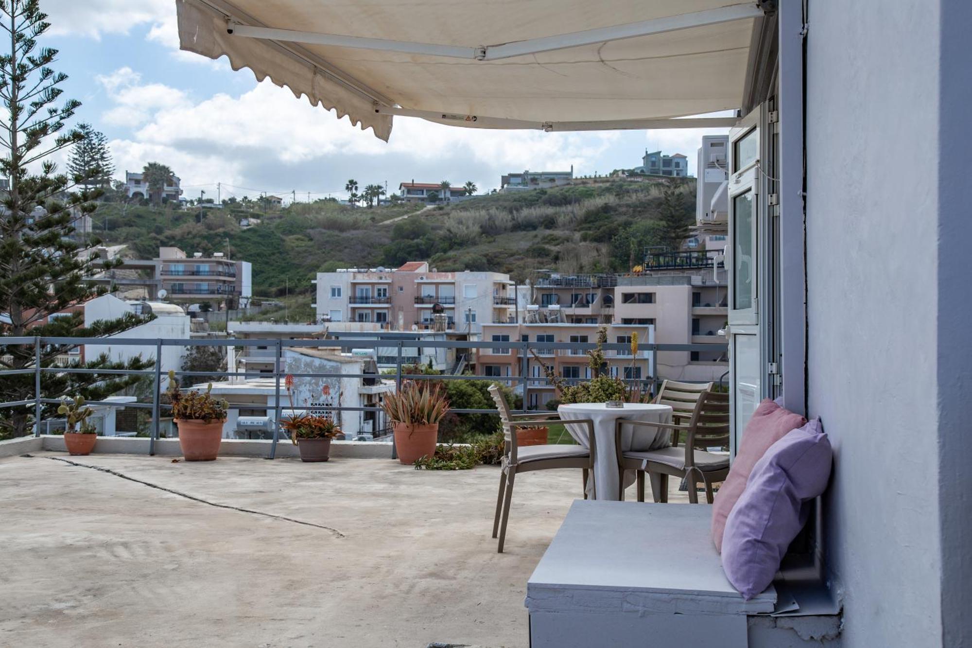 Nefeli Rooms Agia Marina Extérieur photo