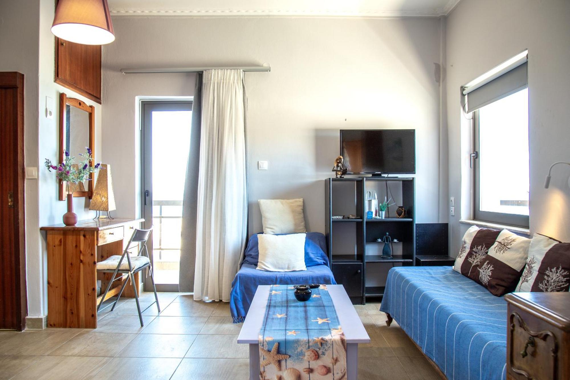 Nefeli Rooms Agia Marina Extérieur photo